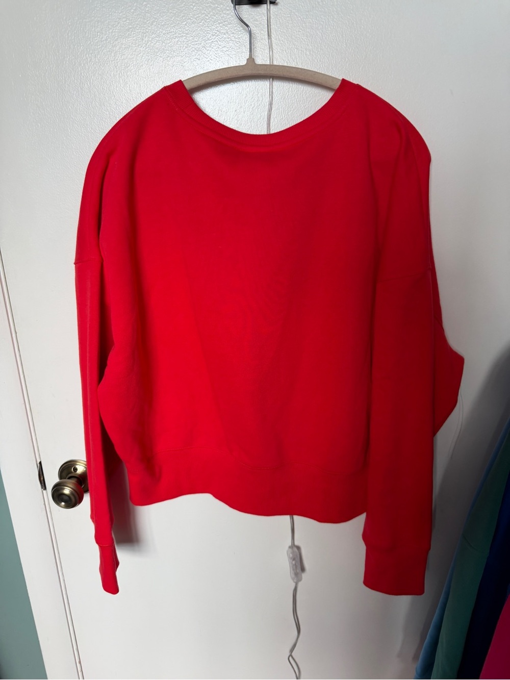 NWT Reebok Sweatshirt - Picture 4 of 4